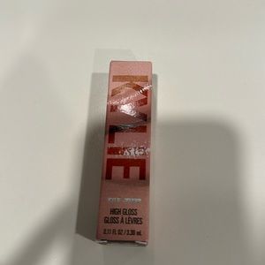 KYLIE COSMETICS LIP GLOSS